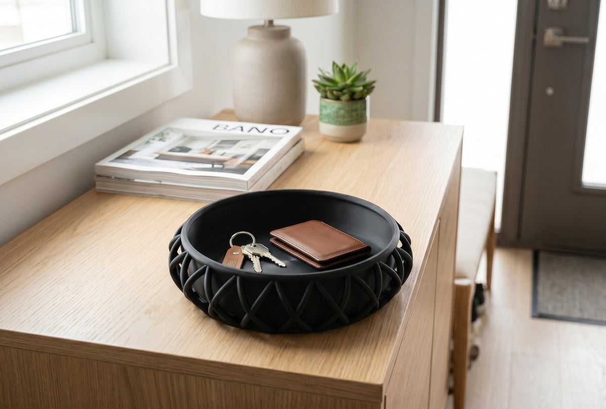 Basket-Style Key Tray, Modern Entryway Organizer for Keys and Wallet, Minimalist Hallway Storage Dish