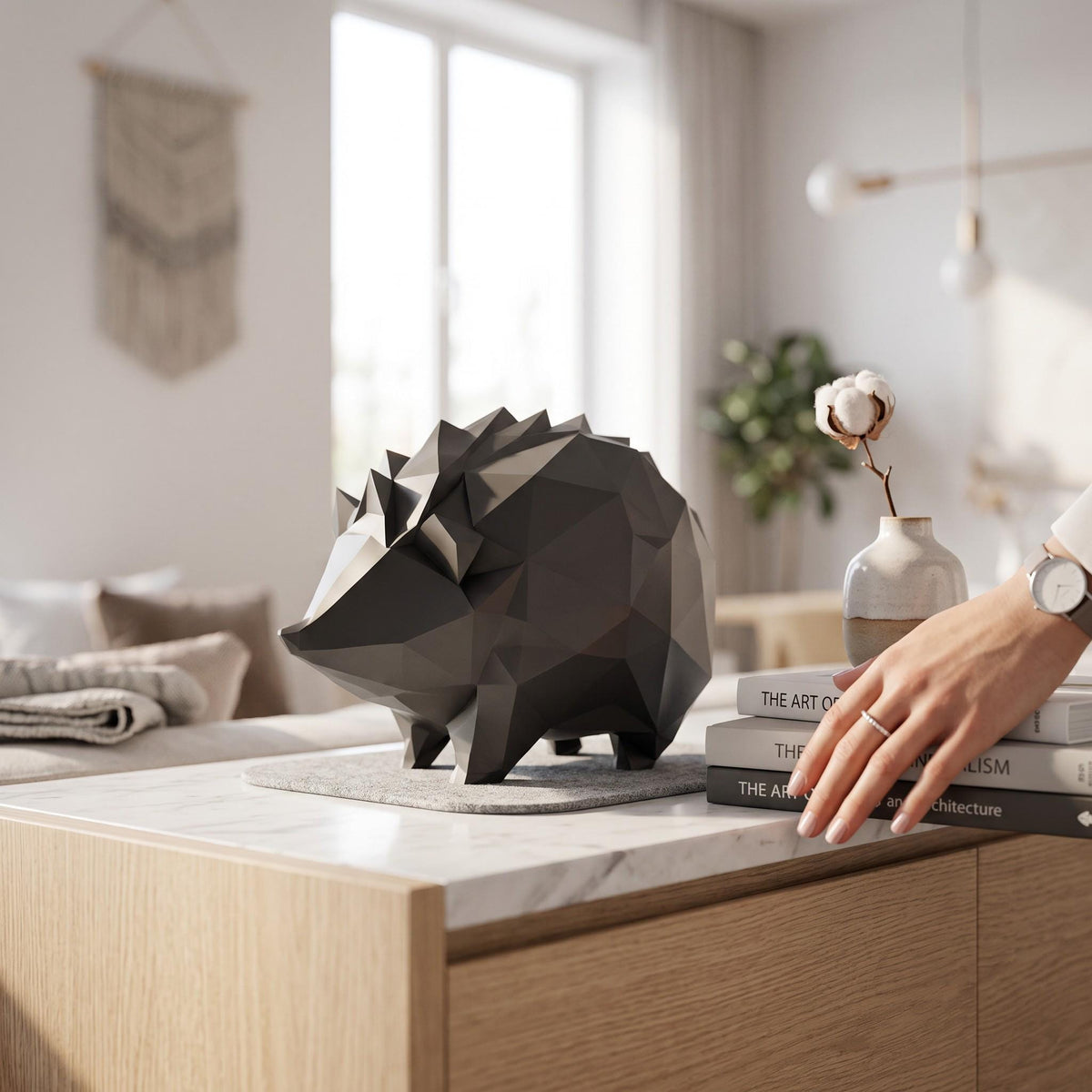 Low Poly 3D Printed Hedgehog Sculpture – Geometric Animal Home Décor (PLA)