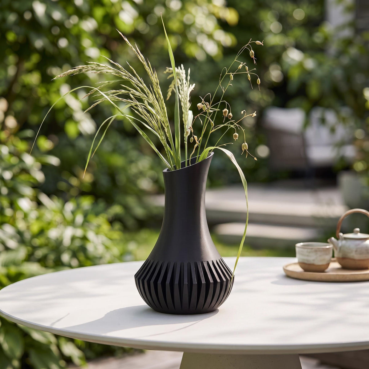 3D Printed Black Minimalist Vase, Modern Sculptural Home Décor (21.7cm)