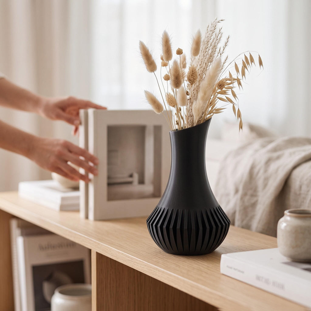 3D Printed Black Minimalist Vase, Modern Sculptural Home Décor (21.7cm)