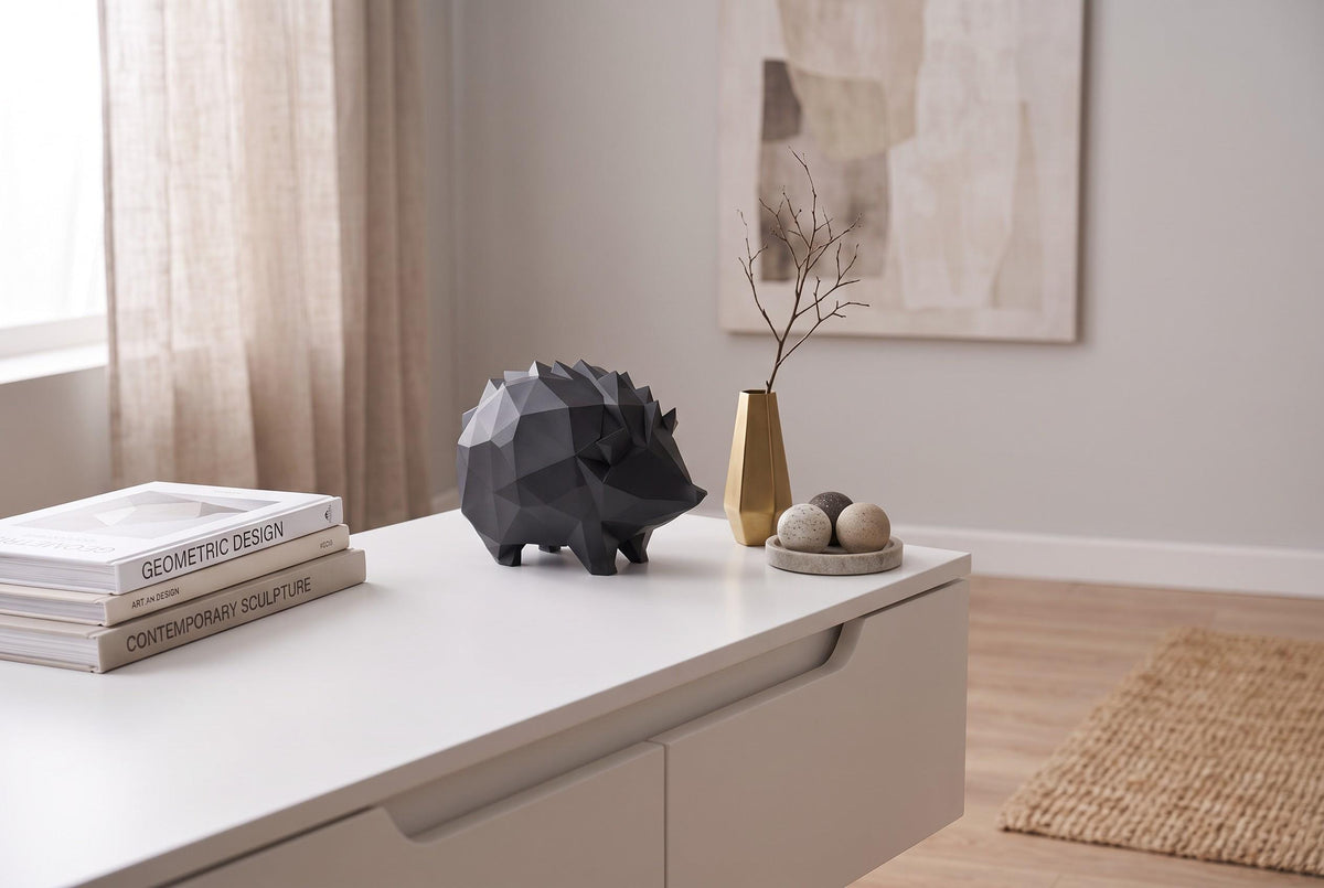 Low Poly 3D Printed Hedgehog Sculpture – Geometric Animal Home Décor (PLA)