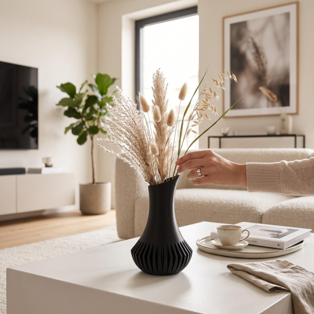 3D Printed Black Minimalist Vase, Modern Sculptural Home Décor (21.7cm)