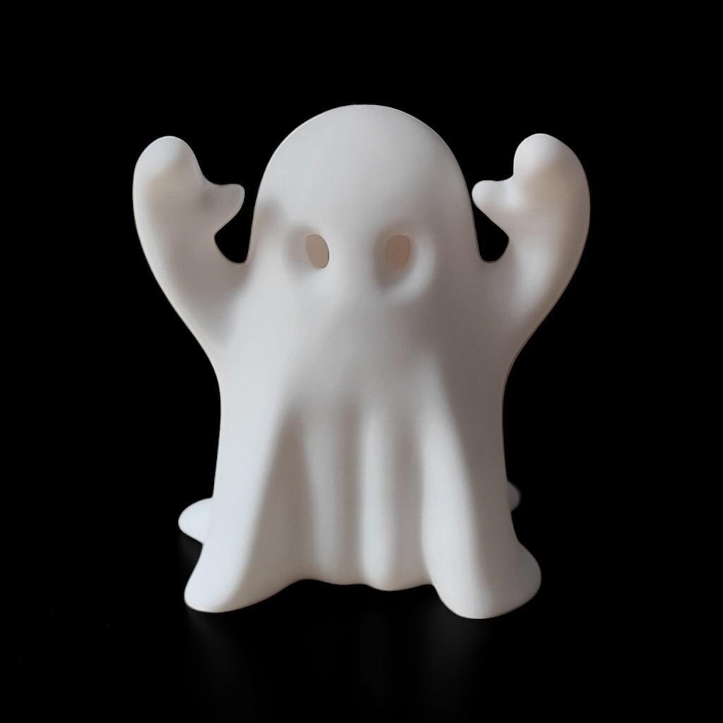 3D Printed Ghost Figurines Set, Spooky Shelf Decor, Autumn Mantel Display (Set of 3)