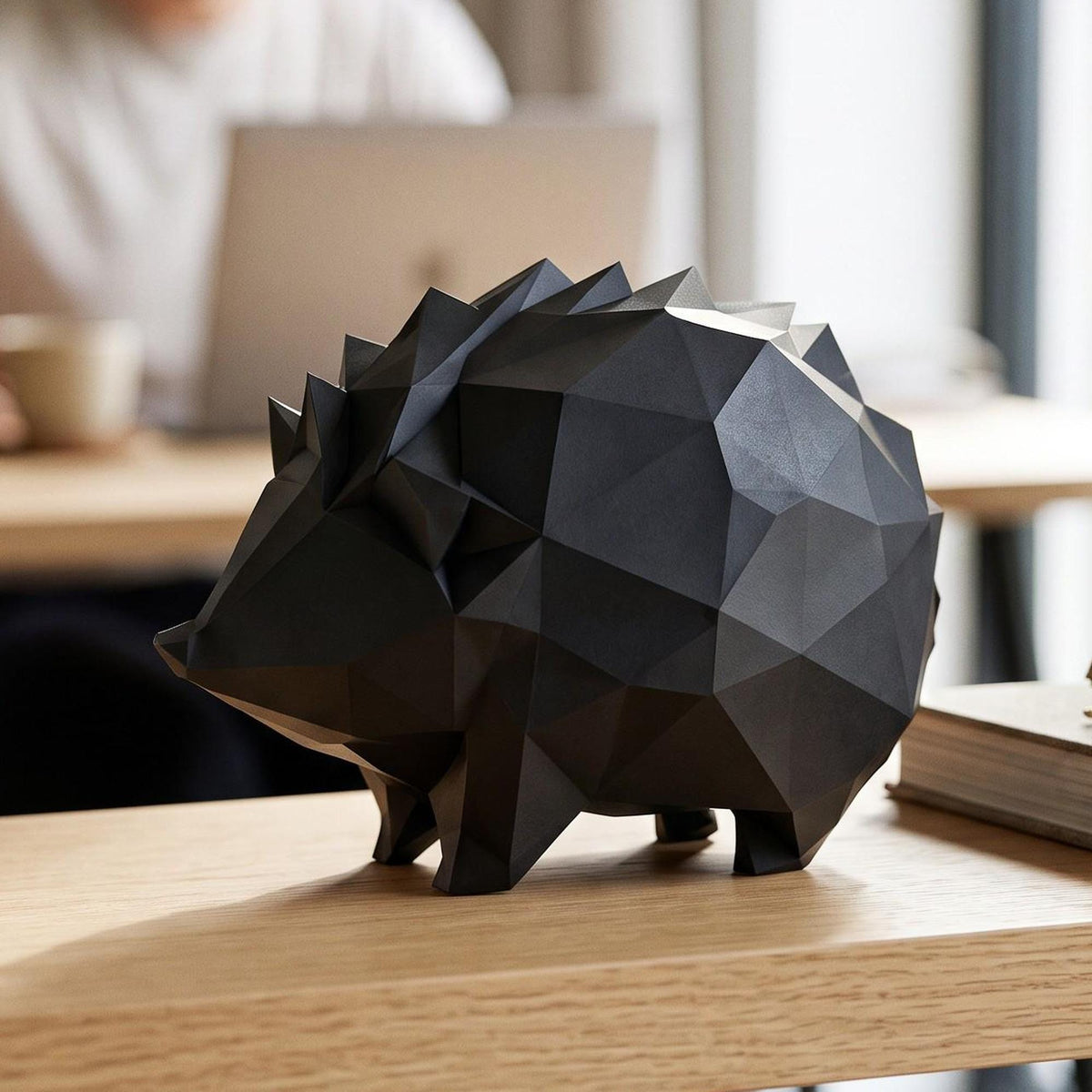 Low Poly 3D Printed Hedgehog Sculpture – Geometric Animal Home Décor (PLA)
