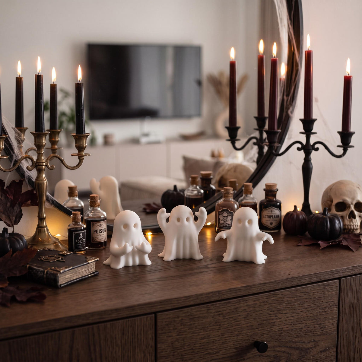 3D Printed Ghost Figurines Set, Spooky Shelf Decor, Autumn Mantel Display (Set of 3)