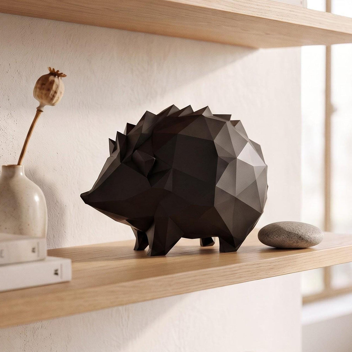 Low Poly 3D Printed Hedgehog Sculpture – Geometric Animal Home Décor (PLA)