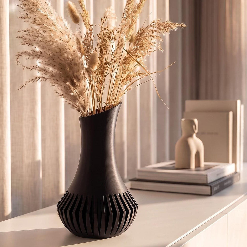 3D Printed Black Minimalist Vase, Modern Sculptural Home Décor (21.7cm)