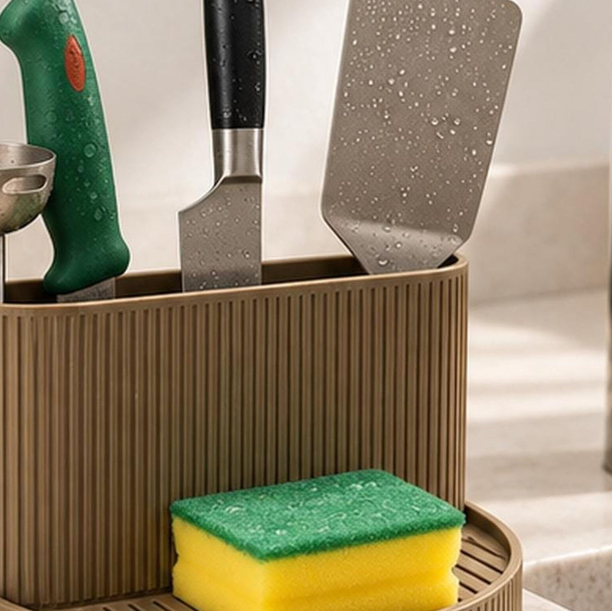 3D Printed Ribbed Sink Caddy, Draining Tray, Kitchen Utensil Holder (Taupe-Brown)